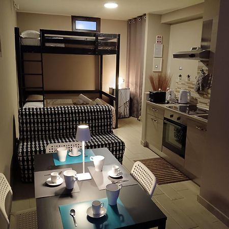 カターニア U Peri Alivu Houseヴィラ エクステリア 写真